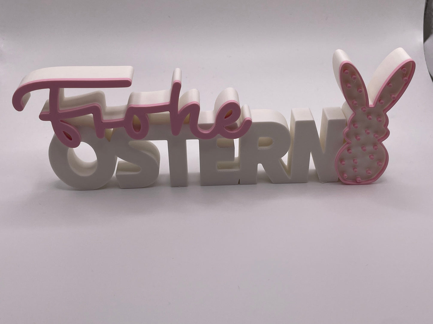 Frohe Ostern Schriftzug