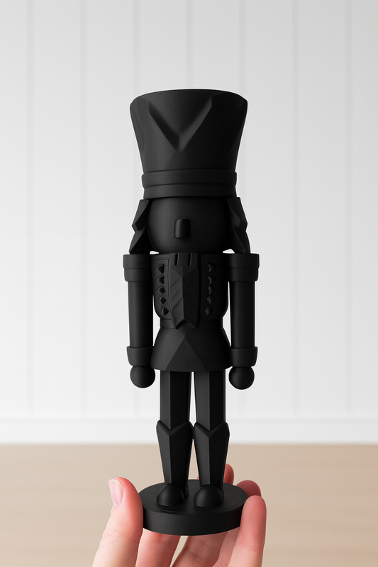 Moderner Nussknacker „Torin“